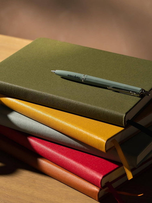 The Daily Planner - Hardcover with Library Buckram Cover